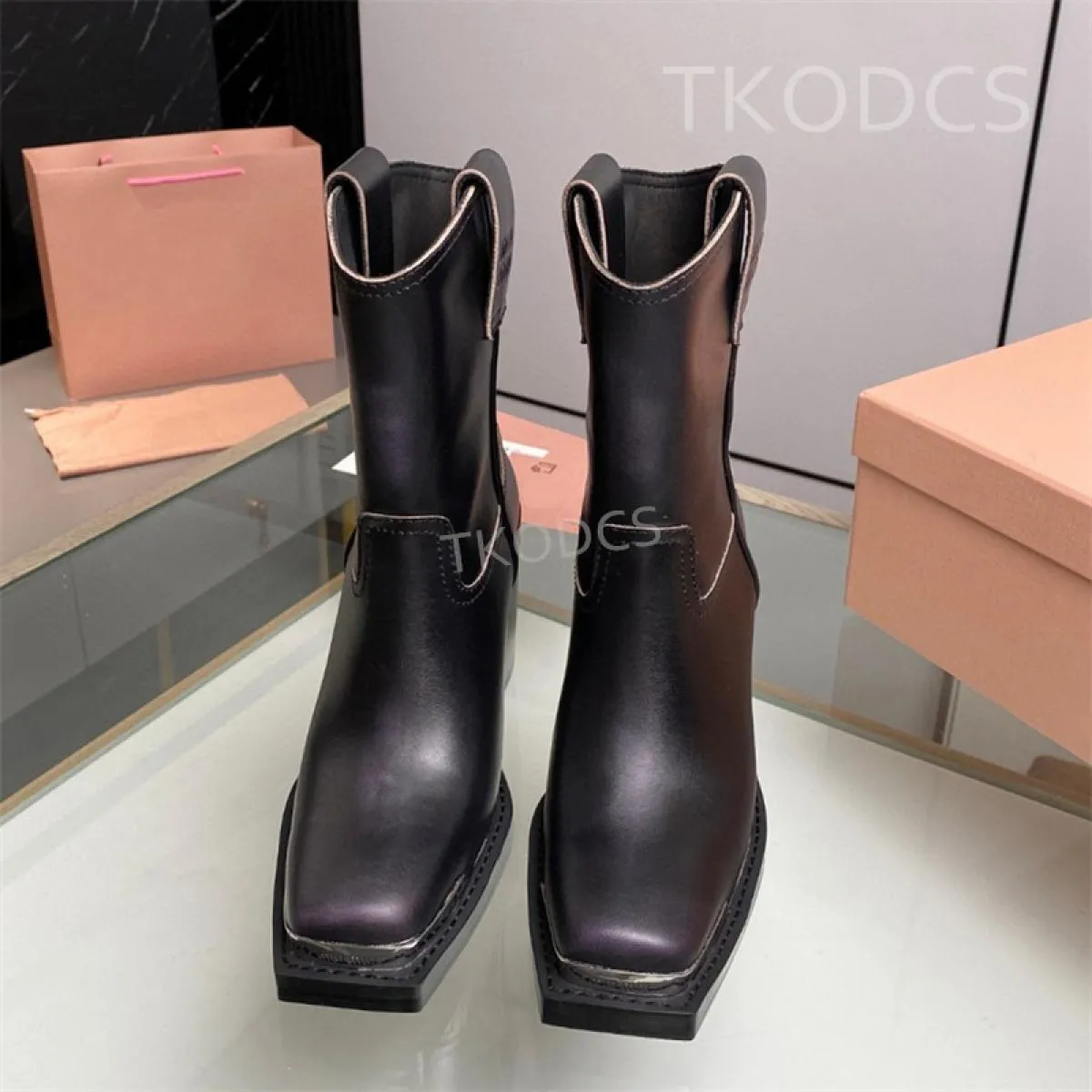 Autumn Winter New Retro Square Toe Genuine Leather Lady Fashion Metal Classic Short Boots with Thick Heels
