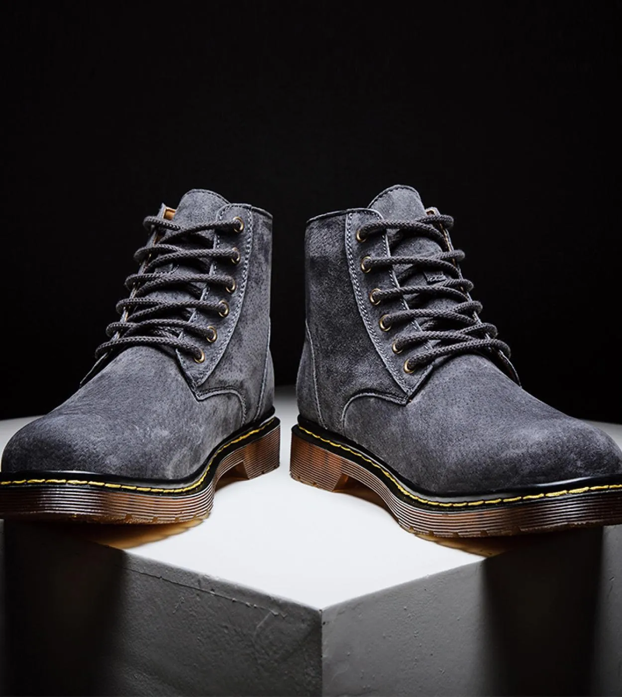 Black breathable comfortable men's slip-on sneakers for casual footwear.