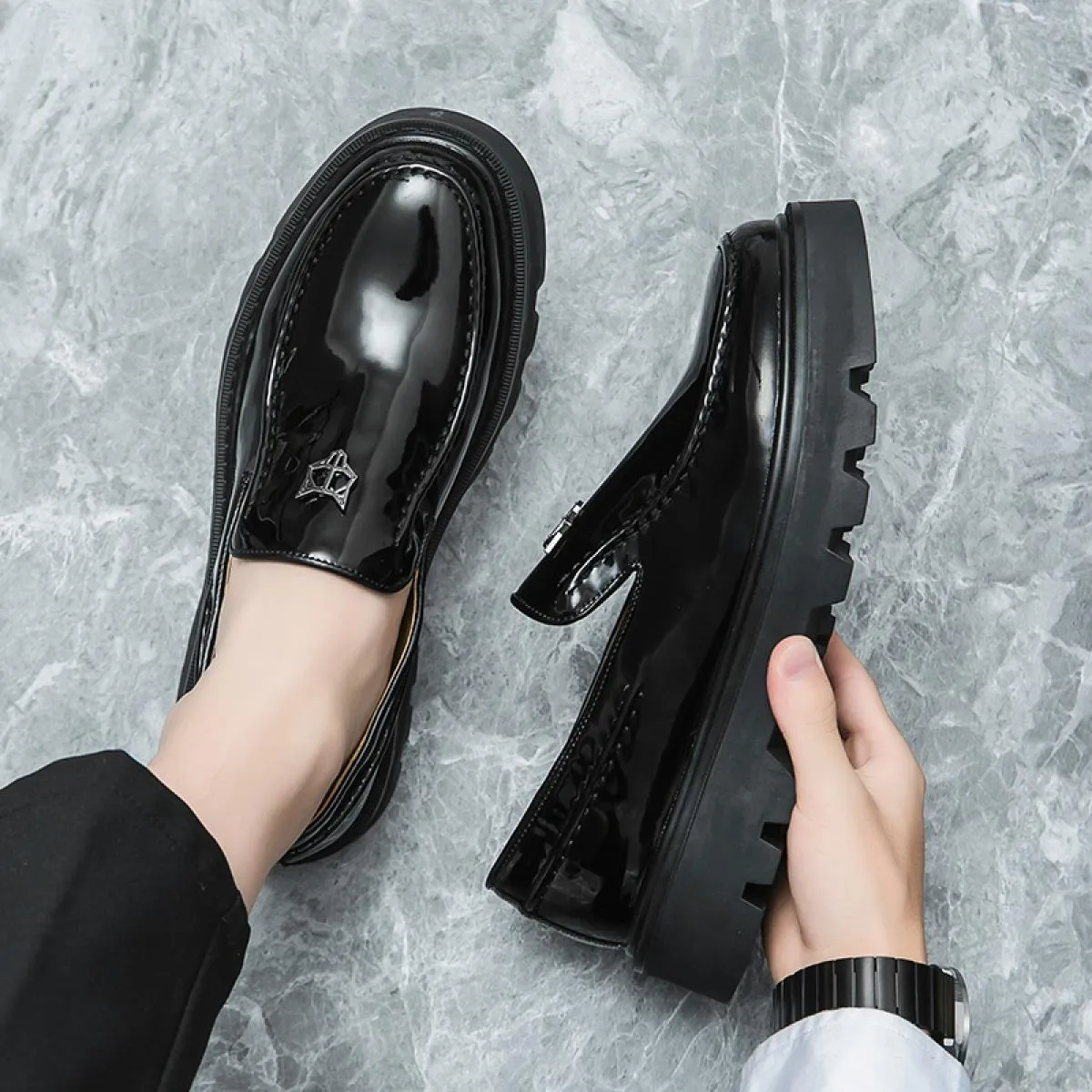 black leather slip-on breathable men's casual solid elegant shoes made