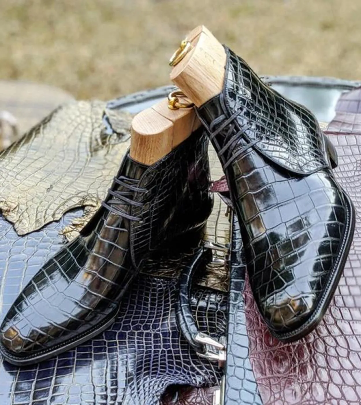 Black men's ankle boots Crocodile patterned square toe lace-up boots for men with free shipping Botas
