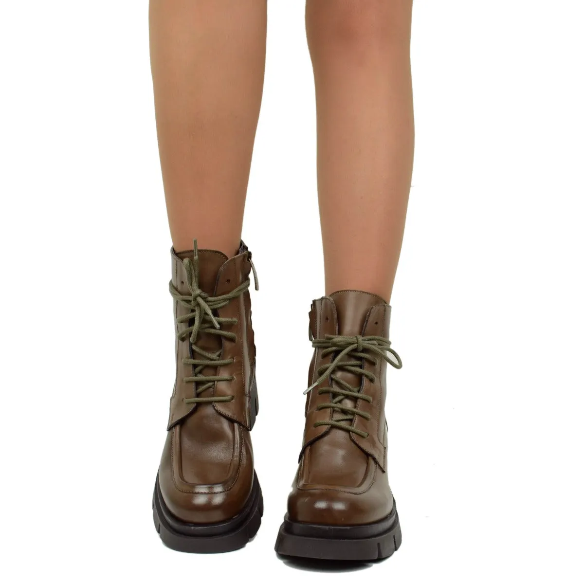 Brown Leather Women's Italian Made Brogue Shoes with Stitching