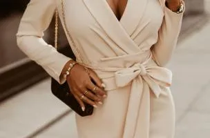 Elegant mini dress with wide waist - Rubya, beige.