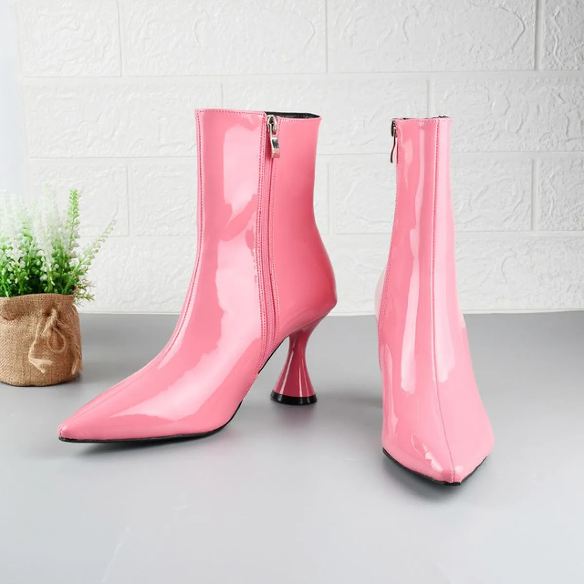 European women's ankle boots Pointed toe Fashion Pu candy-colored women's shoes Medium solid ankle boots Thin heels women's heel