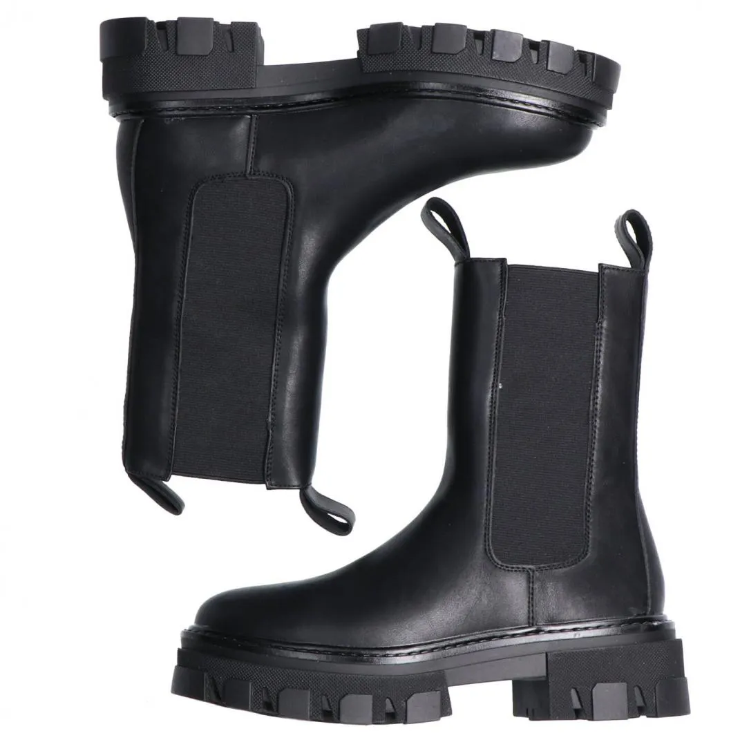 GB562 Black