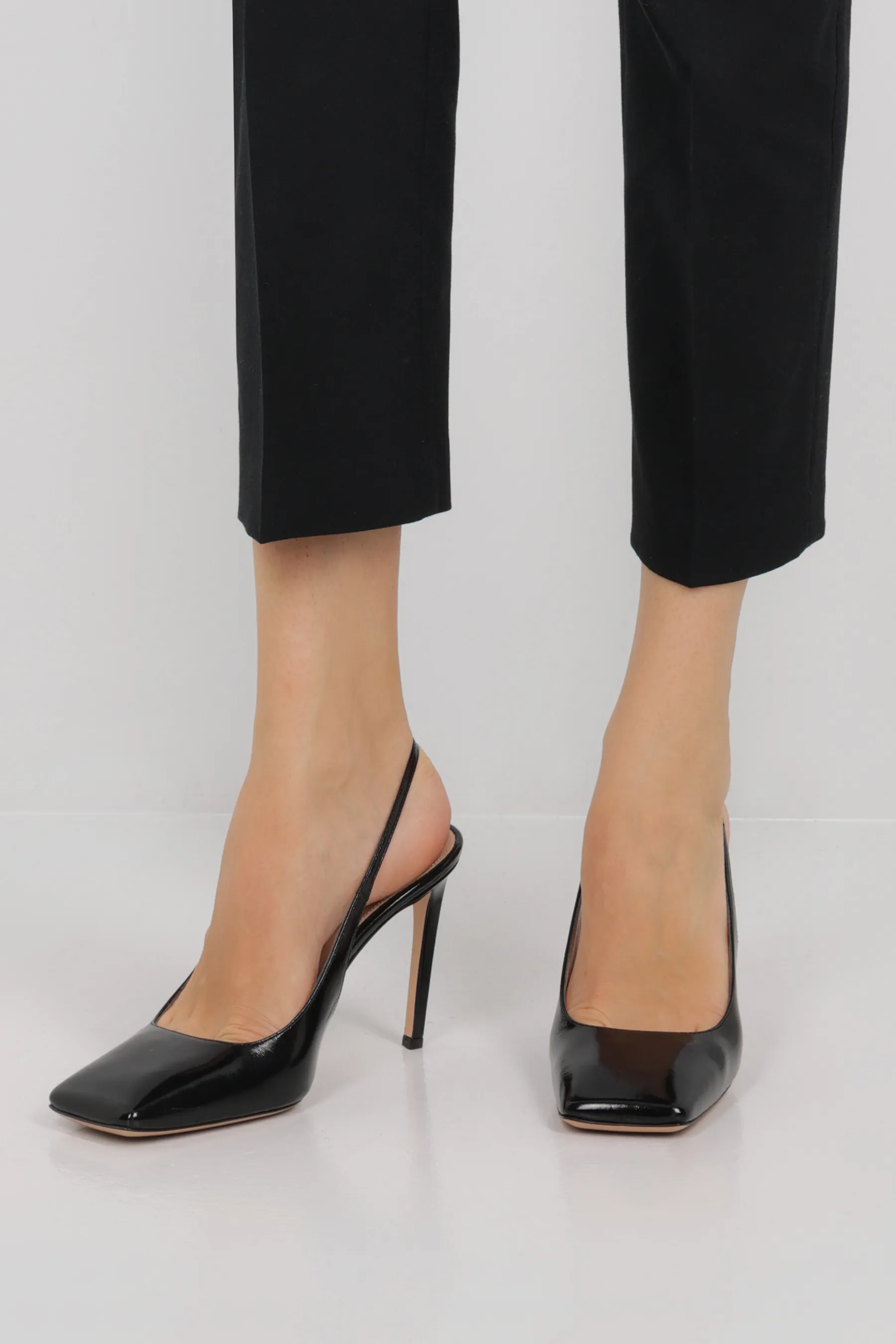 GIANVITO ROSSI Christina vernice slingback