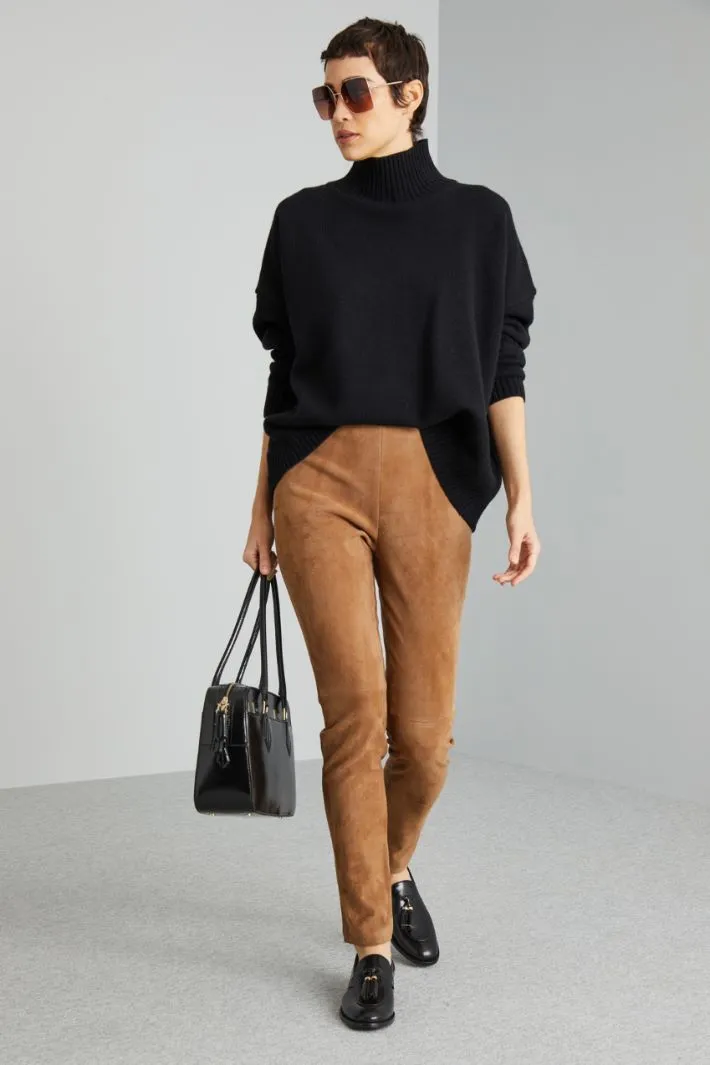 Leather pants and jersey