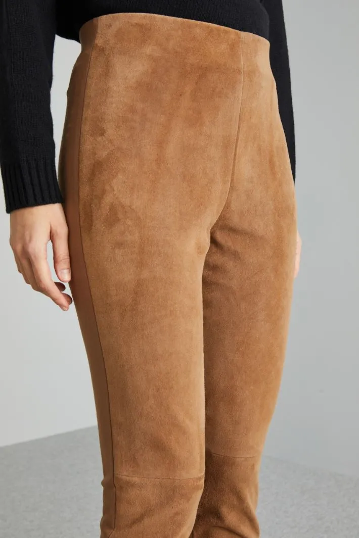 Leather pants and jersey