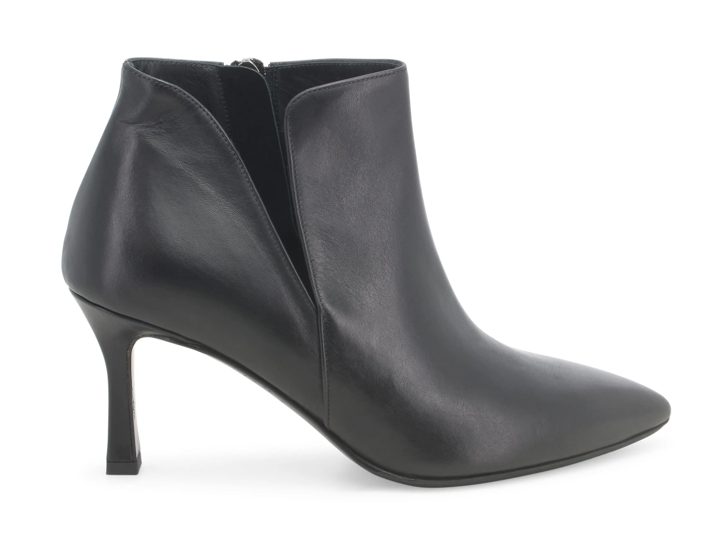 Melluso elegant pointed leather ankle boots