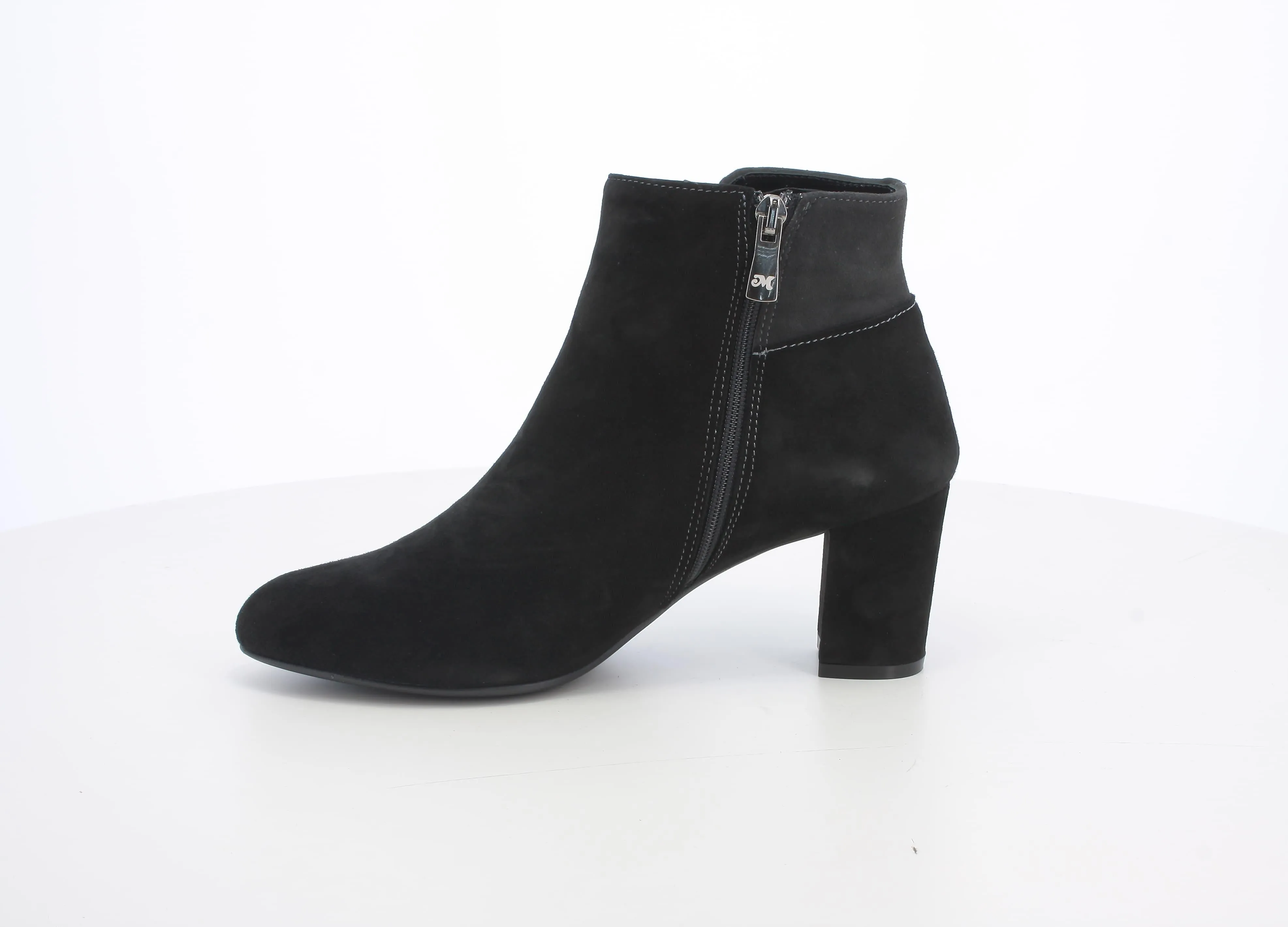 Melluso elegant suede boots
