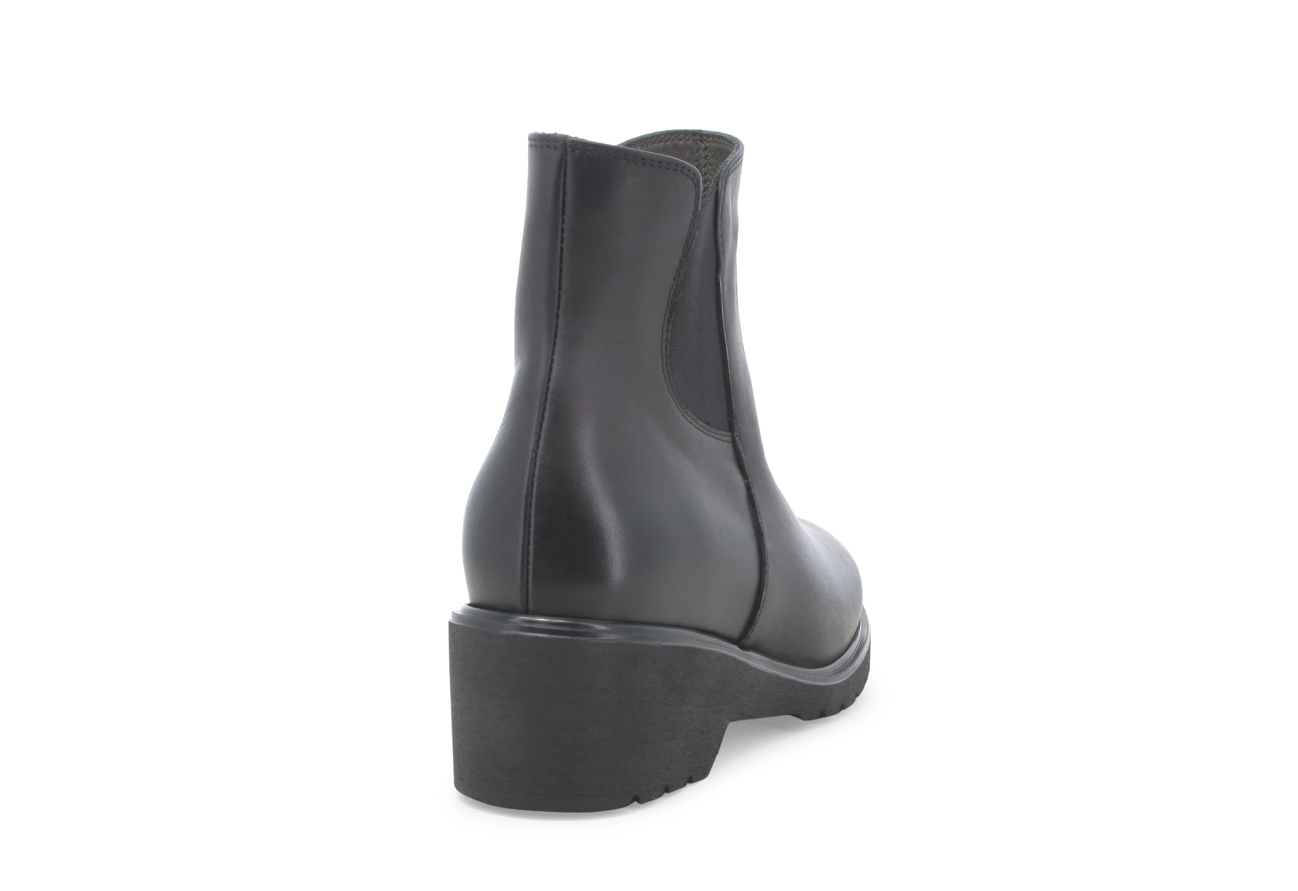 Melluso leather ankle boots with zip closure and external elastic.