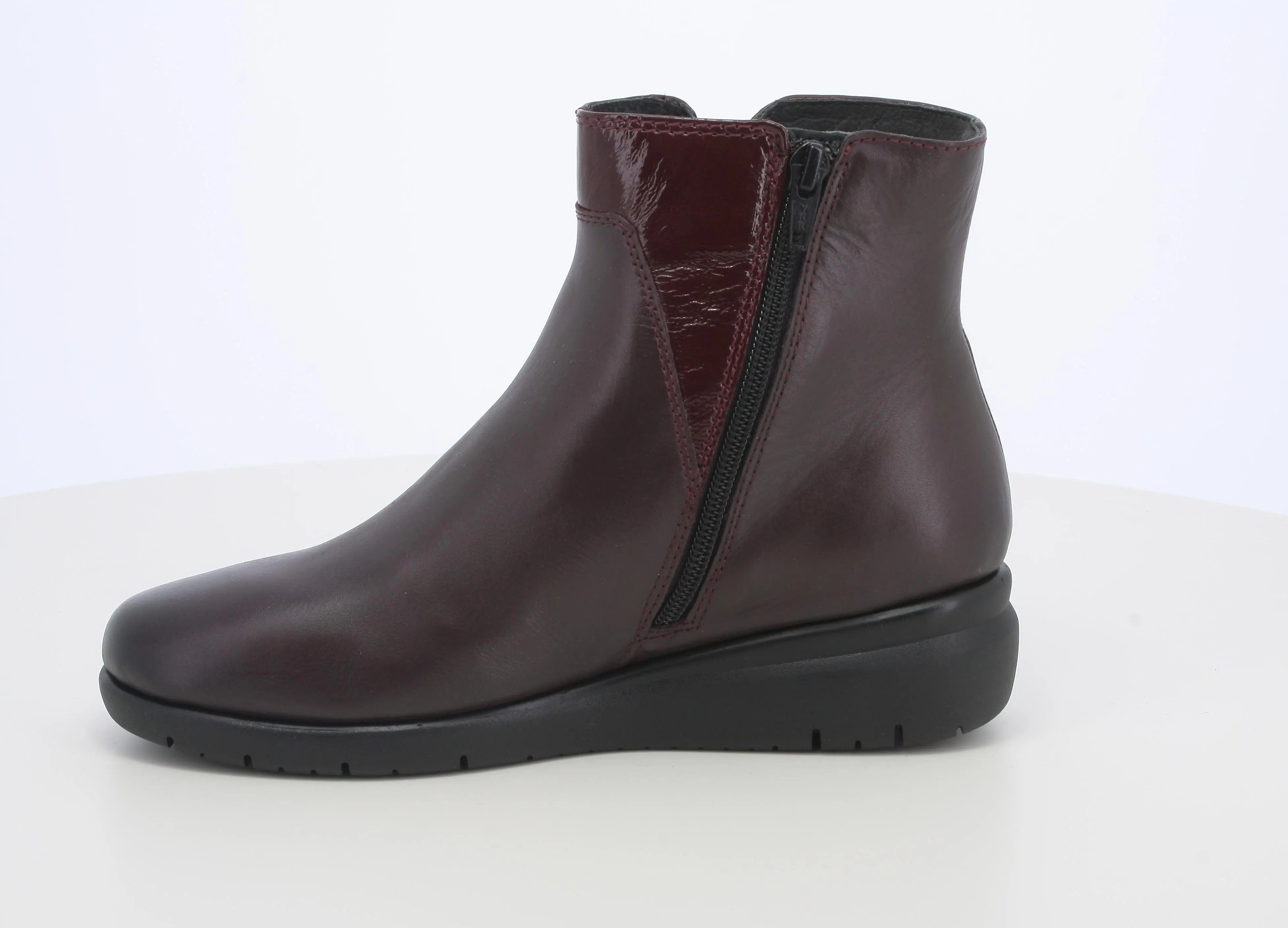 Melluso wide fit leather ankle boots for women.