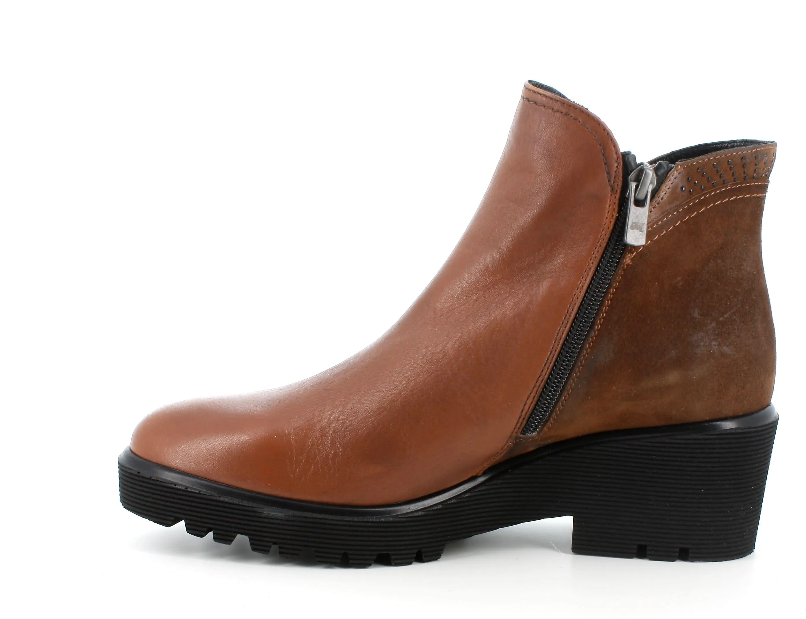 Melluso women's brown leather zip ankle boots.