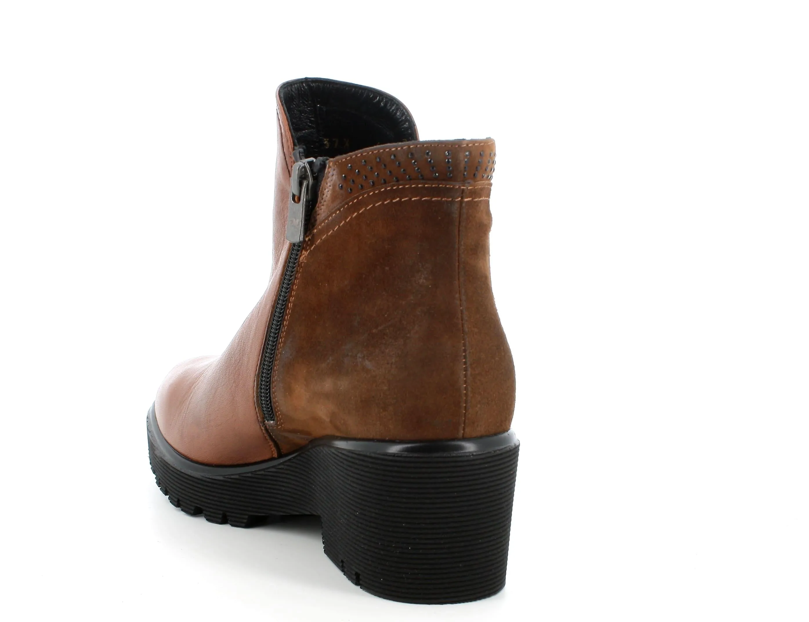 Melluso women's brown leather zip ankle boots.