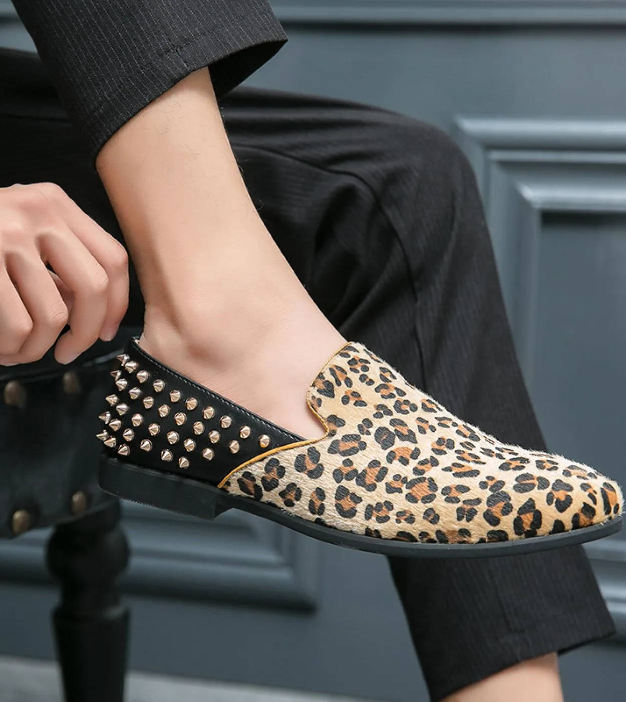 Men's leopard printed slip-on designer rivet shoes, punk style, fashionable handmade club moccasins.
