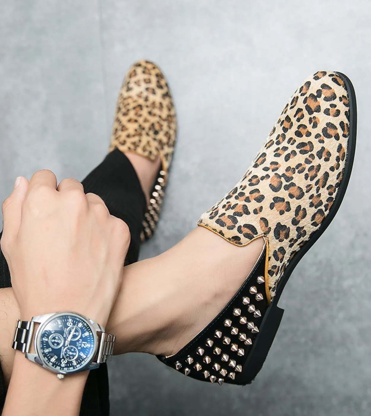 Men's leopard printed slip-on designer rivet shoes, punk style, fashionable handmade club moccasins.