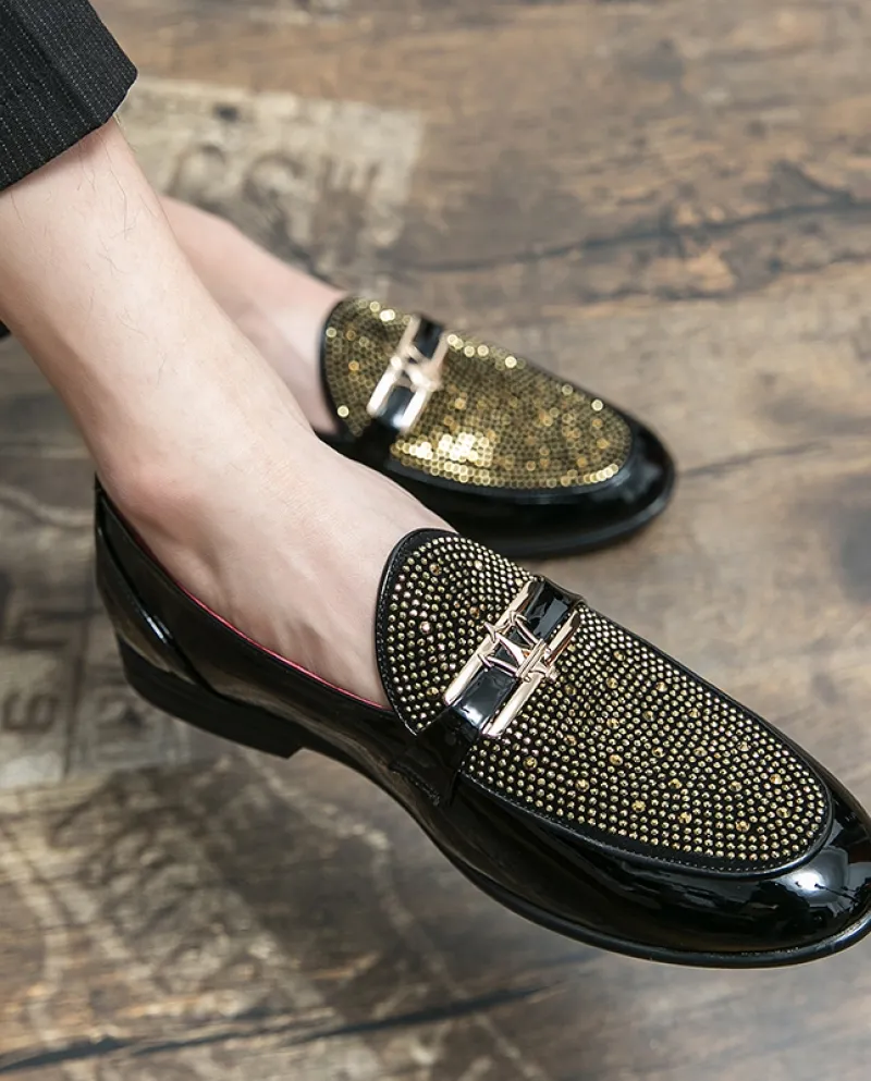 Men's luxury high-quality gold mocassins with brilliant diamonds, soft and comfortable, for disco, thick sole