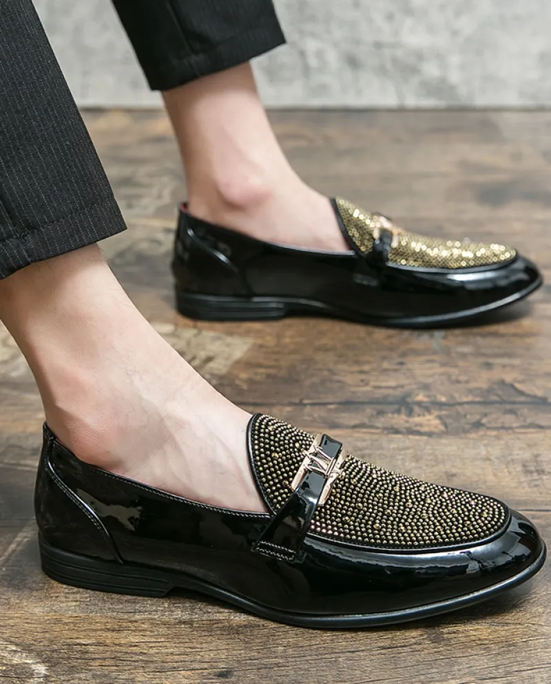 Men's luxury high-quality gold mocassins with brilliant diamonds, soft and comfortable, for disco, thick sole