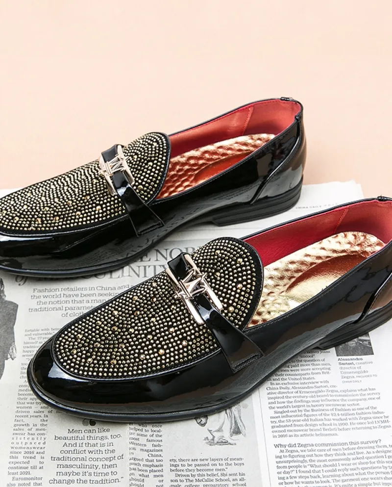 Men's luxury high-quality gold mocassins with brilliant diamonds, soft and comfortable, for disco, thick sole
