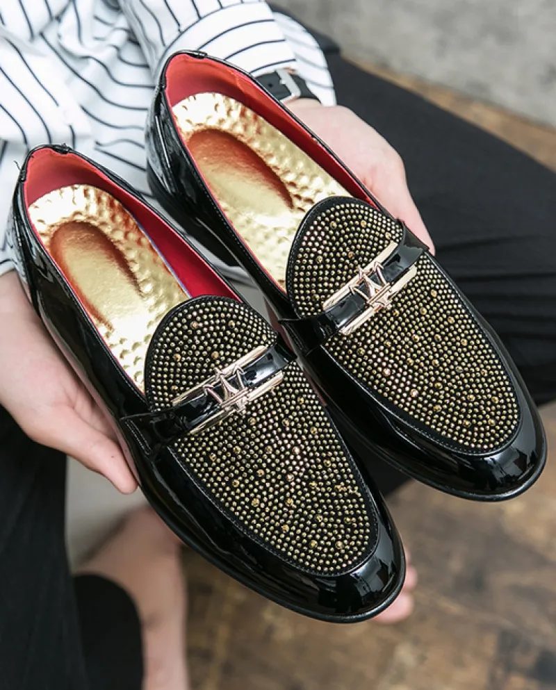 Men's luxury high-quality gold mocassins with brilliant diamonds, soft and comfortable, for disco, thick sole