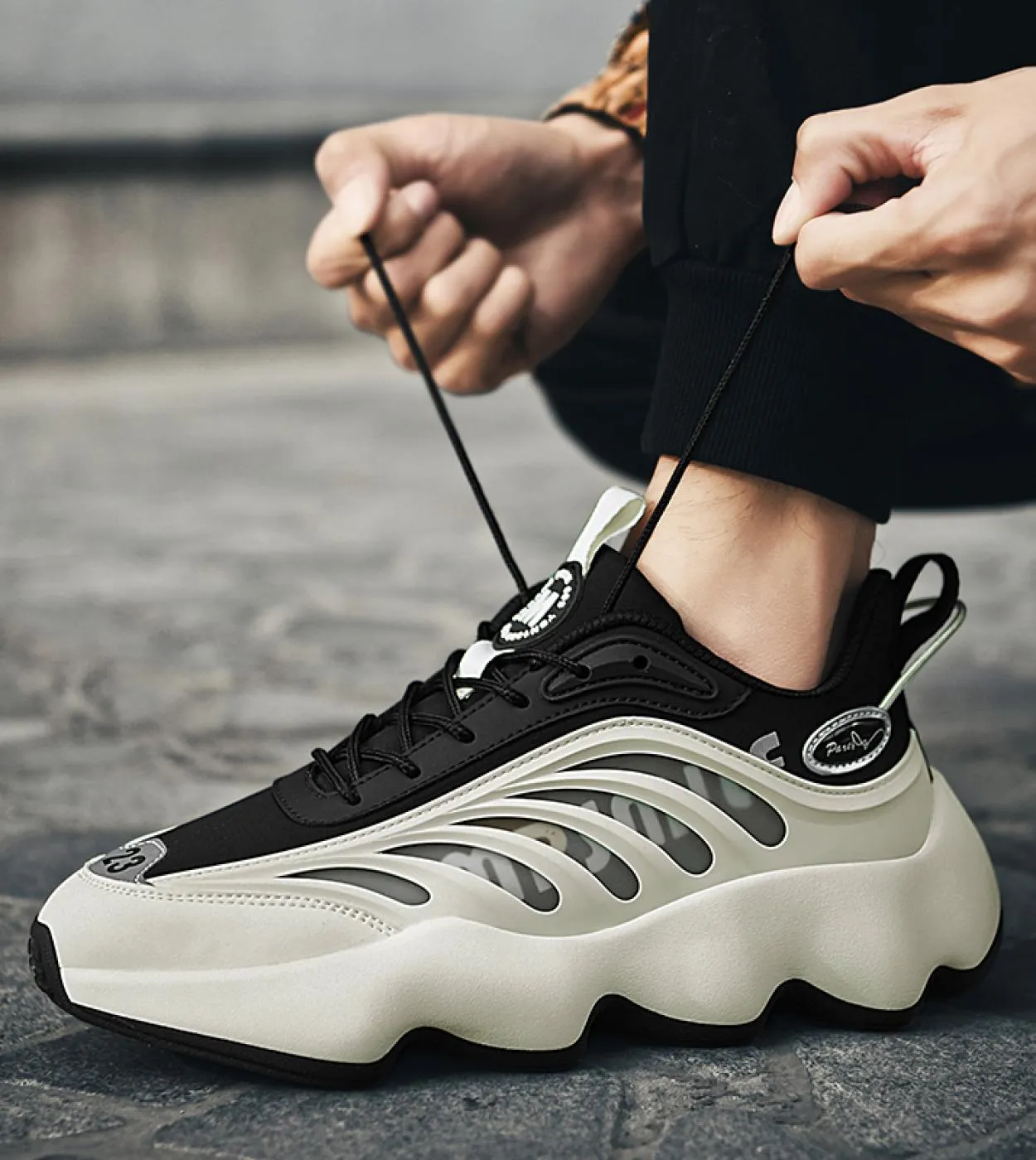 Men's shoes Luxury sneakers Casual men's shoes Breathable trainer shoes Fashionable mocassins