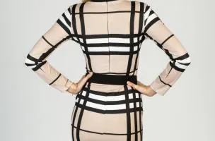 Midi dress with check print and V-neck in shady beige.