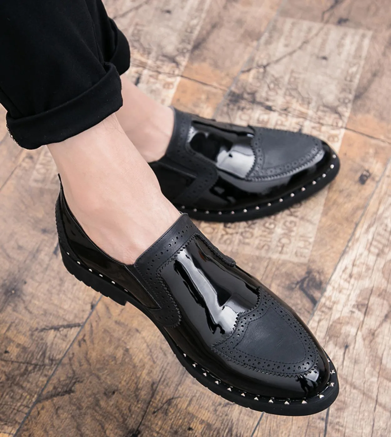 Moda scarpe uomo grandi dimensioni slip on business mocassini casual vintage pelle verniciata calzature uomo lu
