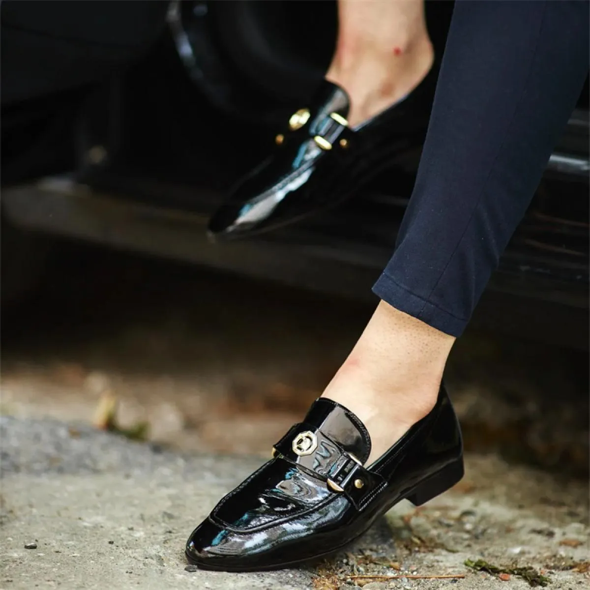 New wedding shoes for men, round toe solid slip-on mocassins formal work shoes size 38-47, elegant men's shoes.