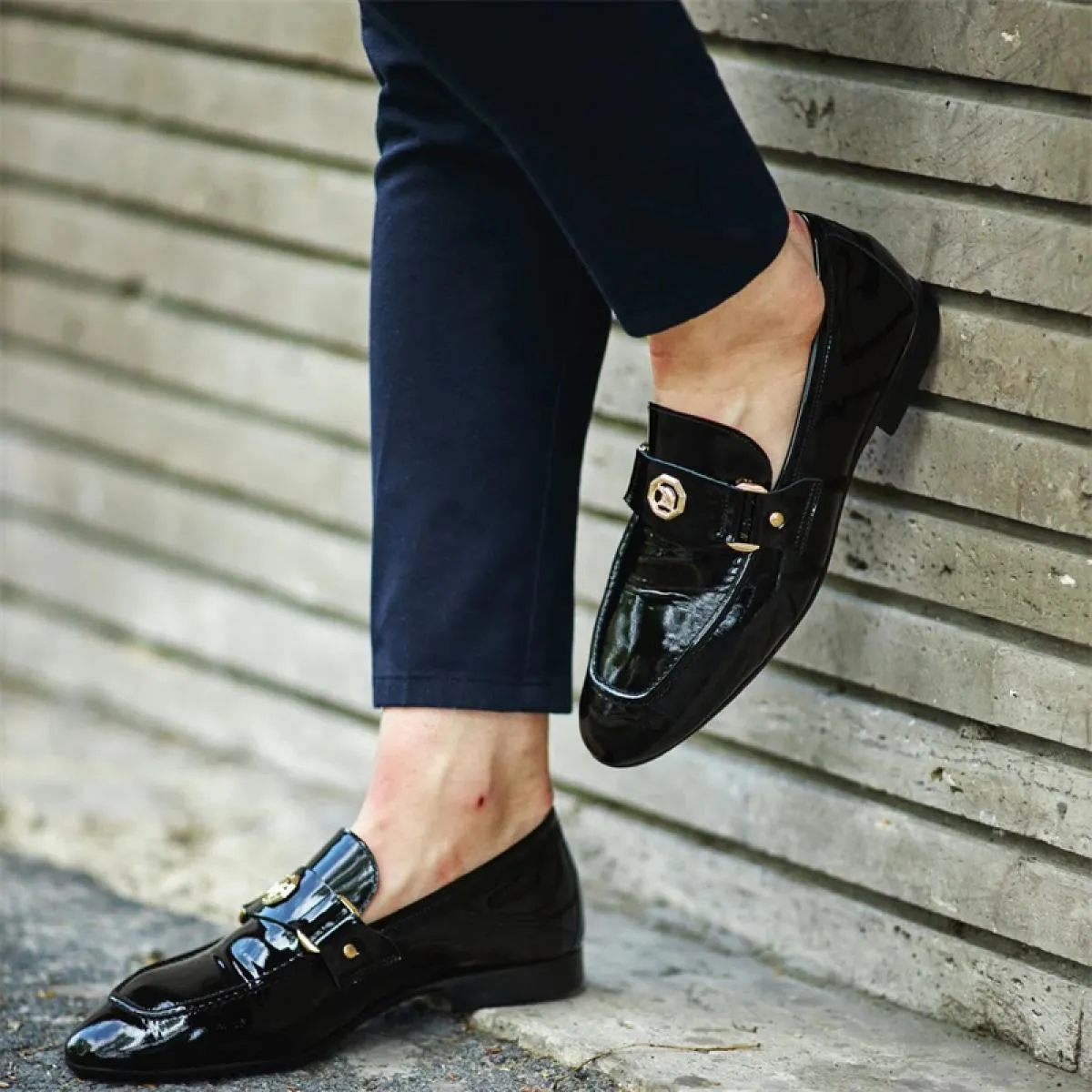 New wedding shoes for men, round toe solid slip-on mocassins formal work shoes size 38-47, elegant men's shoes.