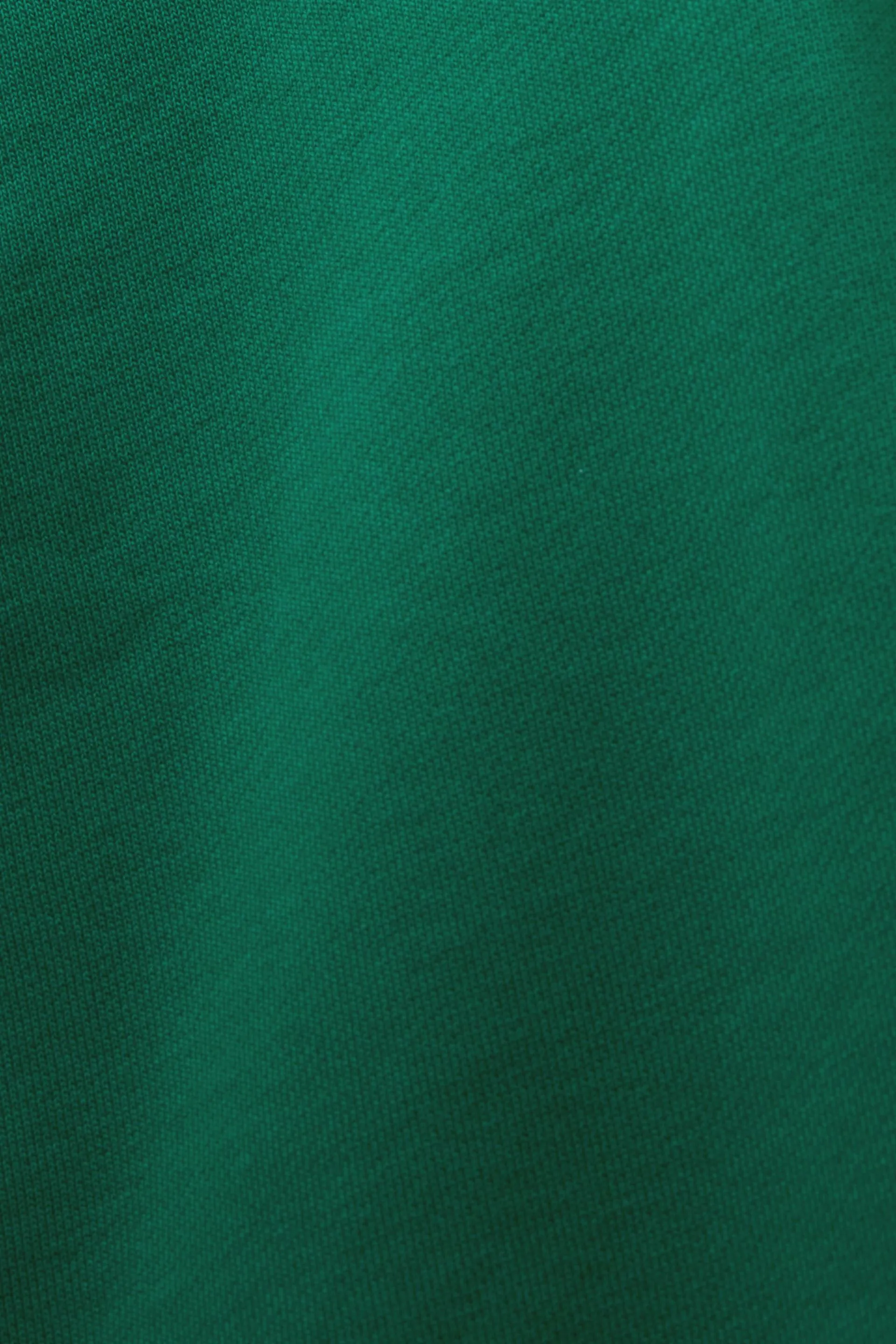 Organic cotton hoodie with embroidered logo.