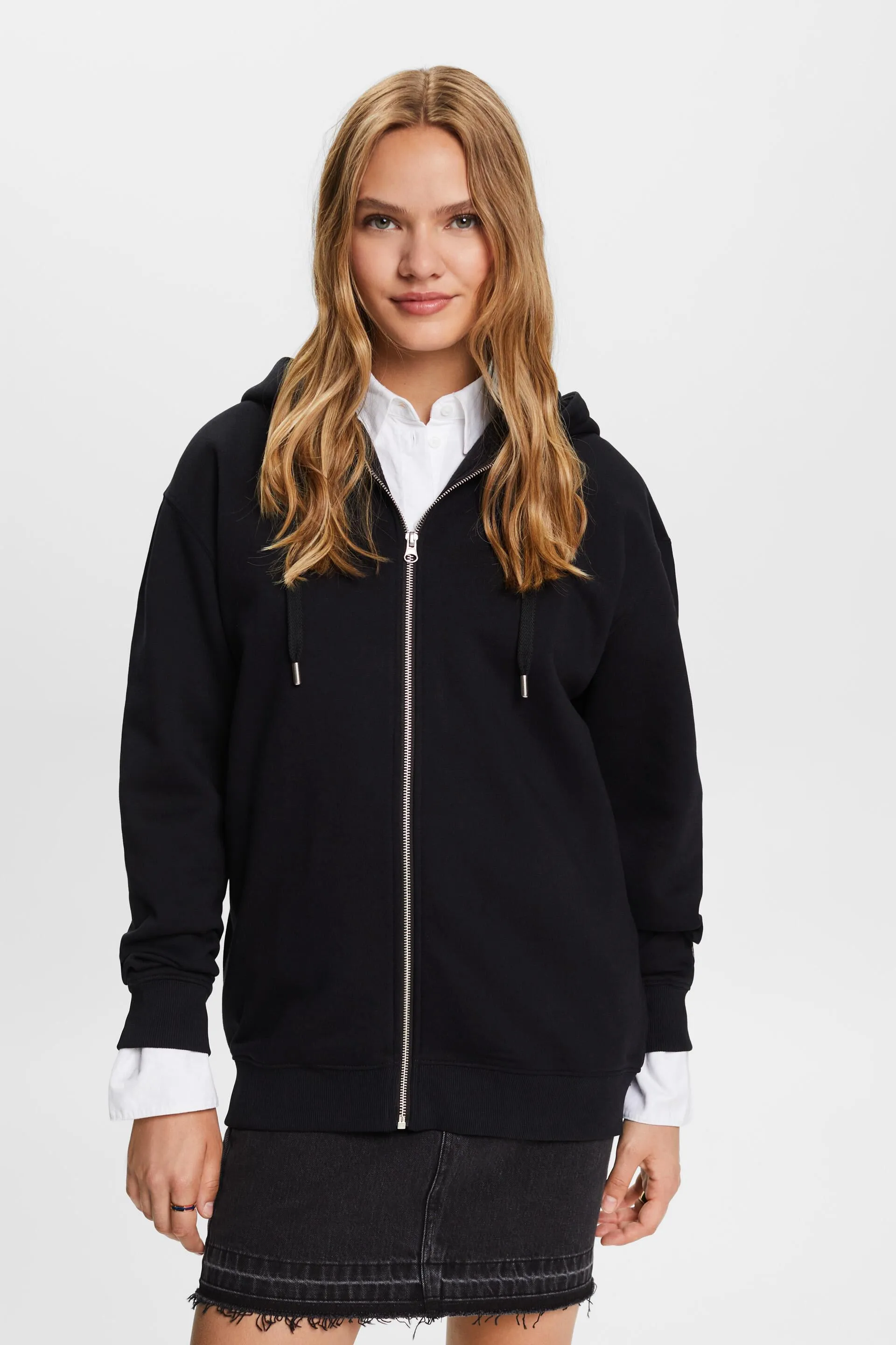 Recycled: oversized hoodie with hood and zip