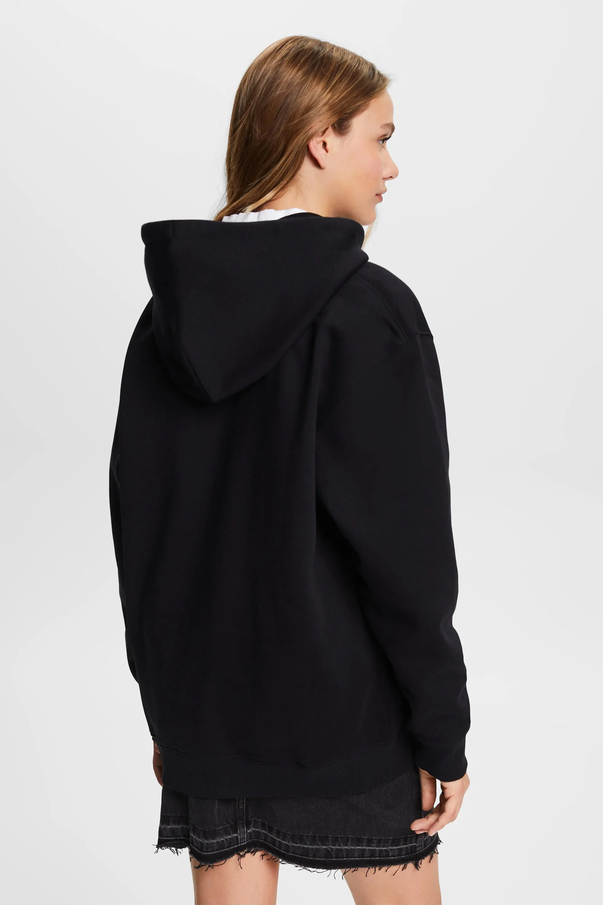 Recycled: oversized hoodie with hood and zip