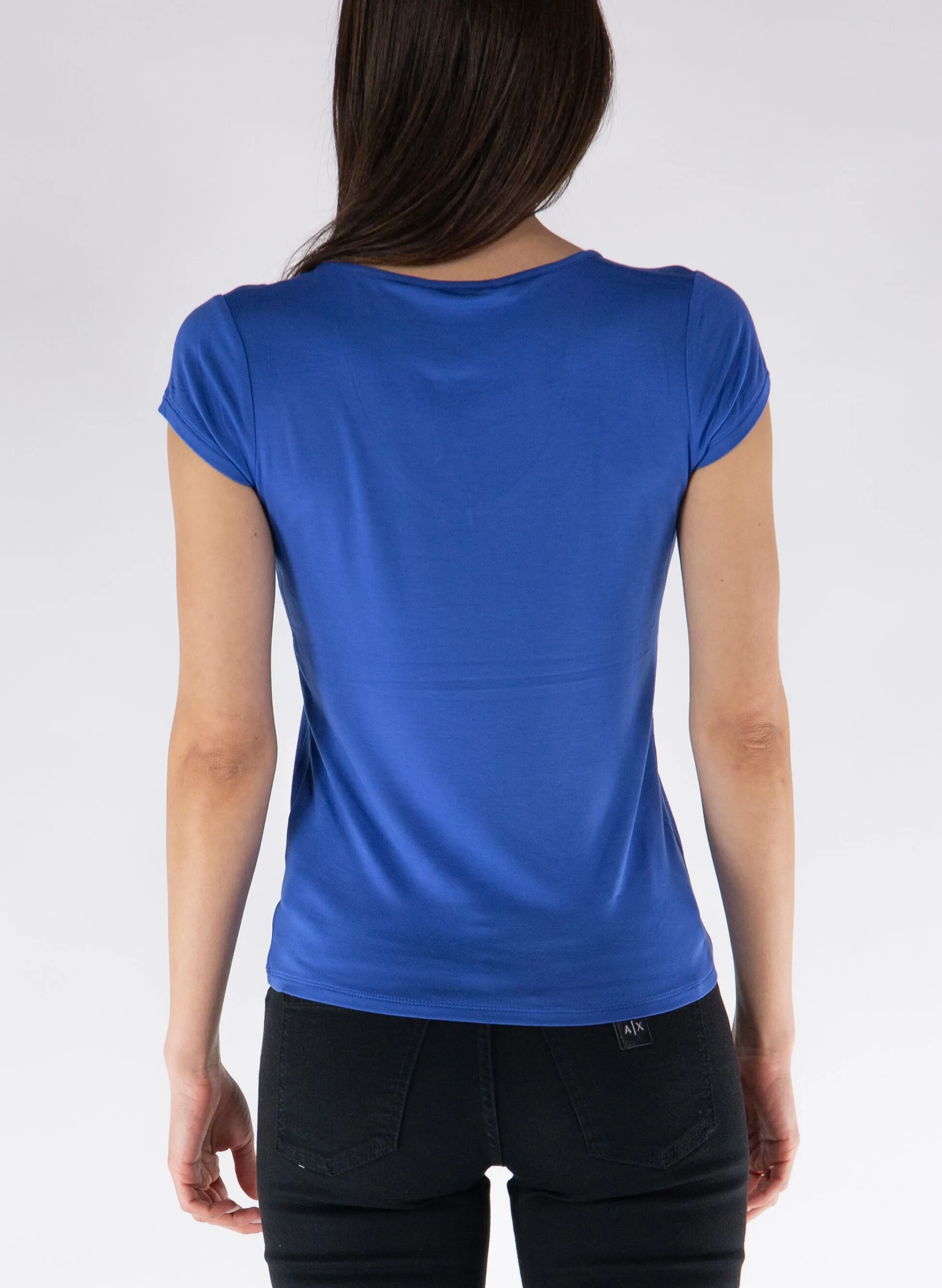 Results: V-neck t-shirt made of viscose fabric