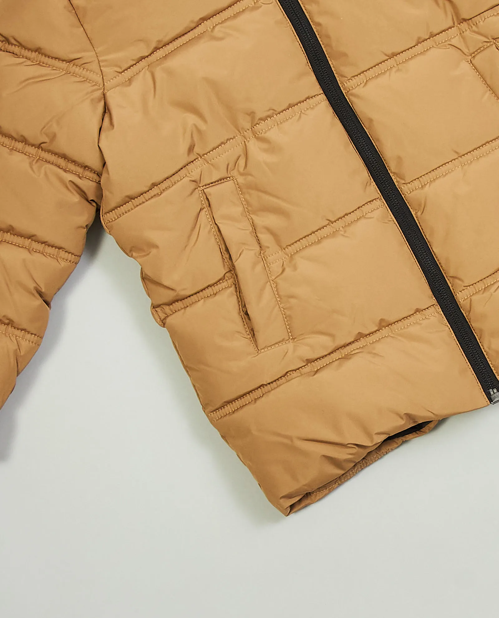 Reversible and water repellent Boss children's down jacket.