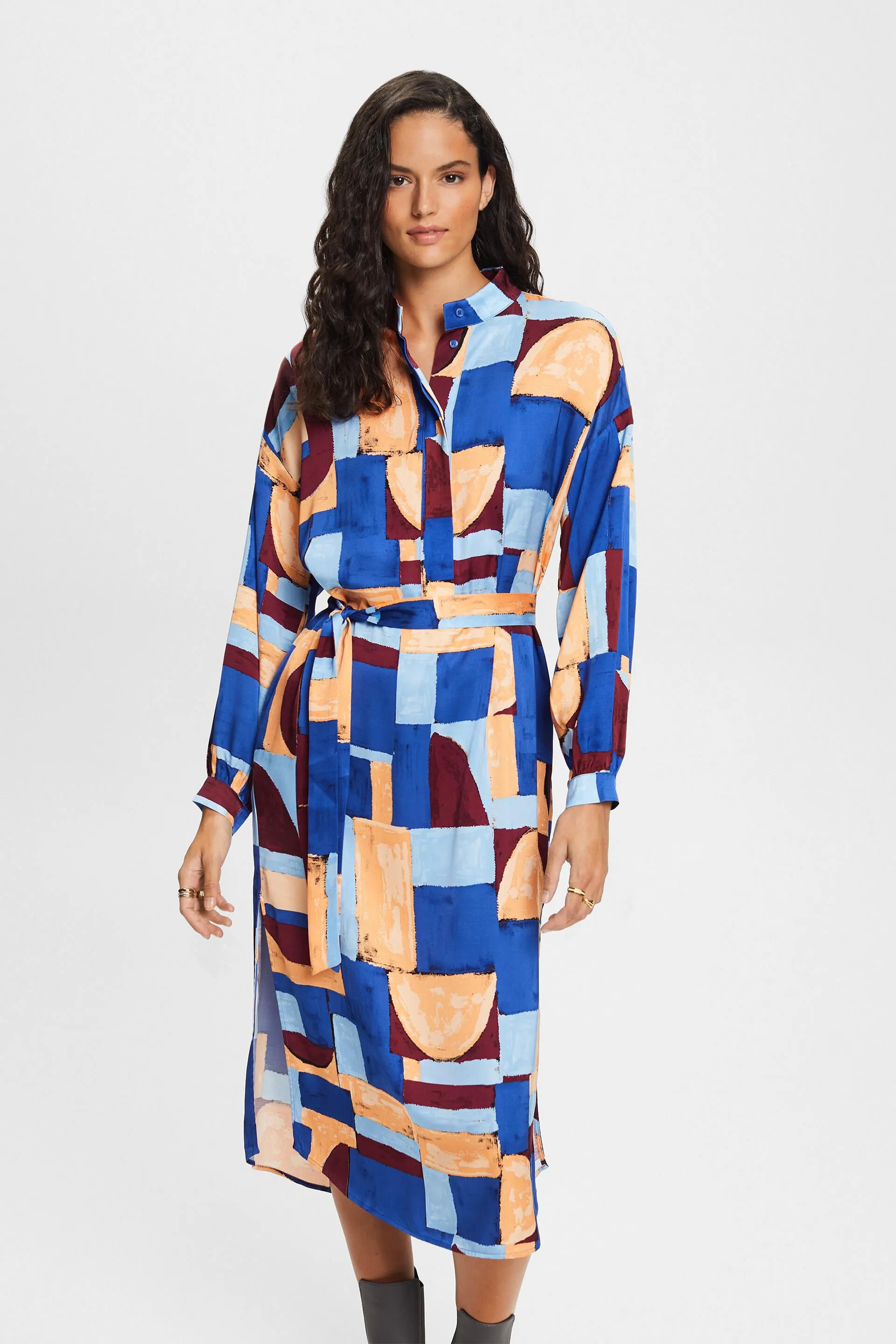 Satin printed shirt dress.