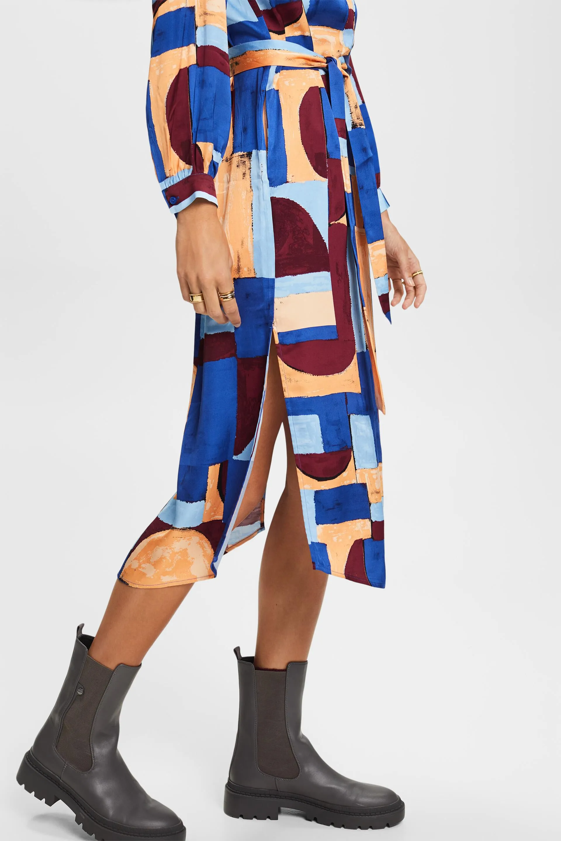 Satin printed shirt dress.