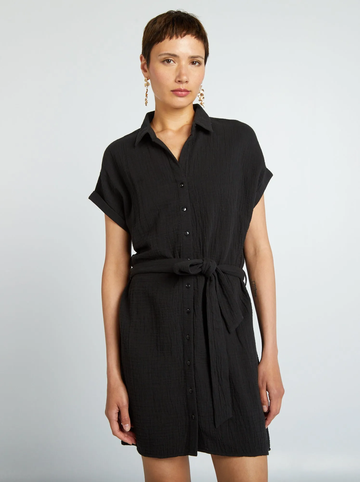 Short cotton shirt dress in double cotton gauze - black.