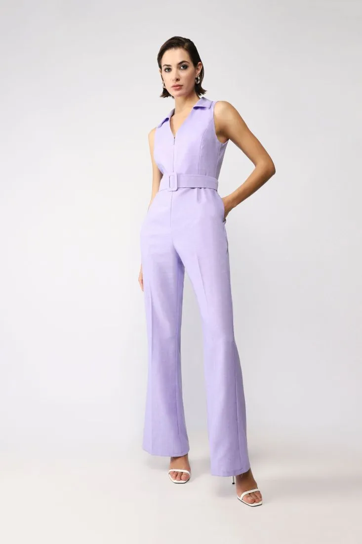 Sleeveless monocolour jumpsuit with belt and flared pants: