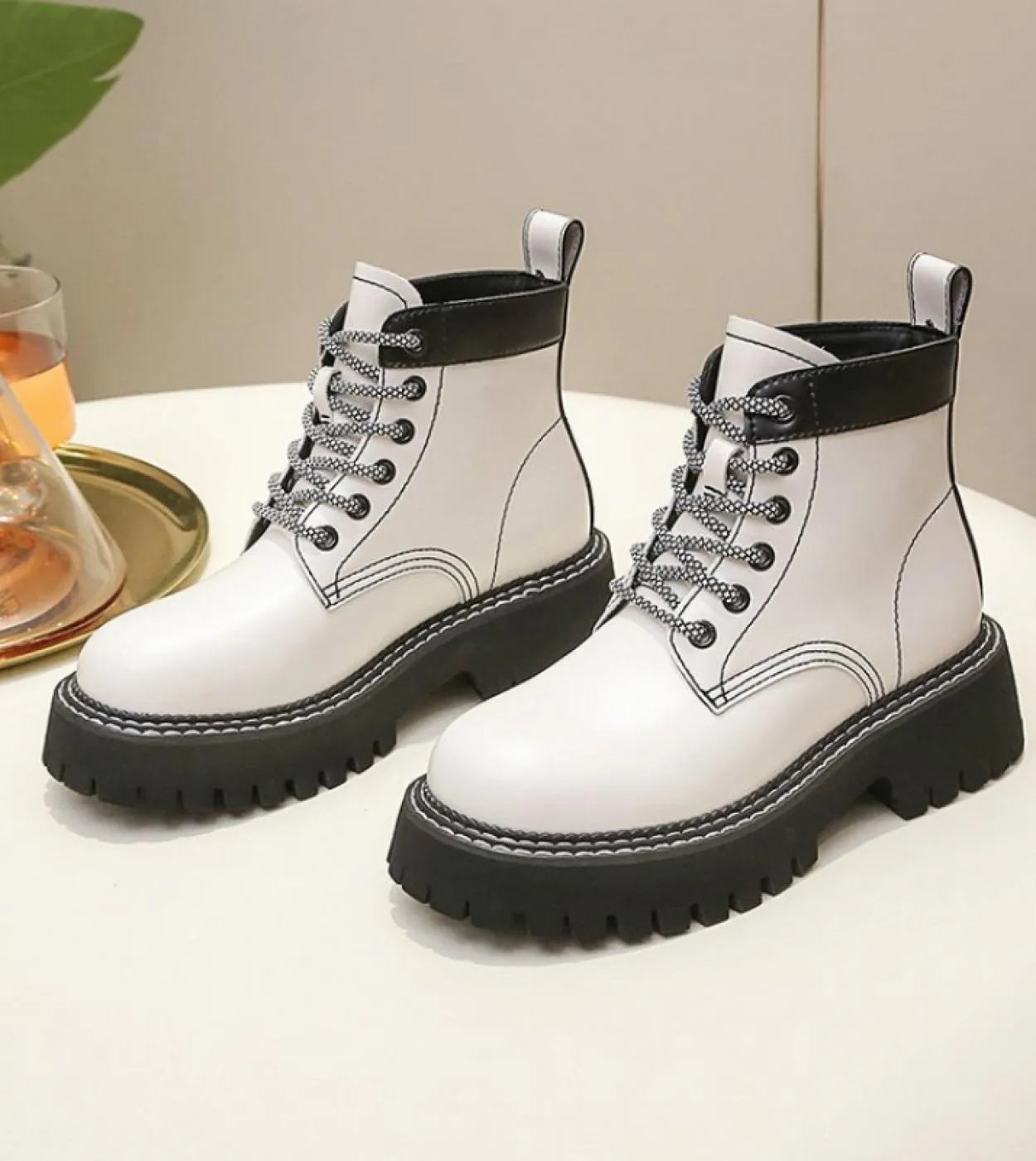 Women's 2022 New Autumn Winter Mixed Colors Leather Ankle Boots British Style Platform Round Toe.