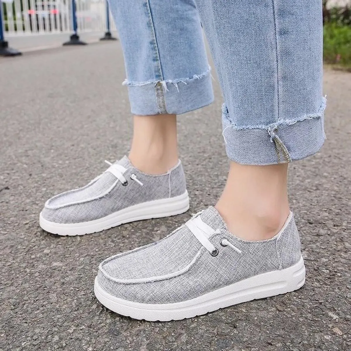 Women's 2023 sneakers, low women's shoes, casual women's shoes, breathable loafers, women's sneakers.