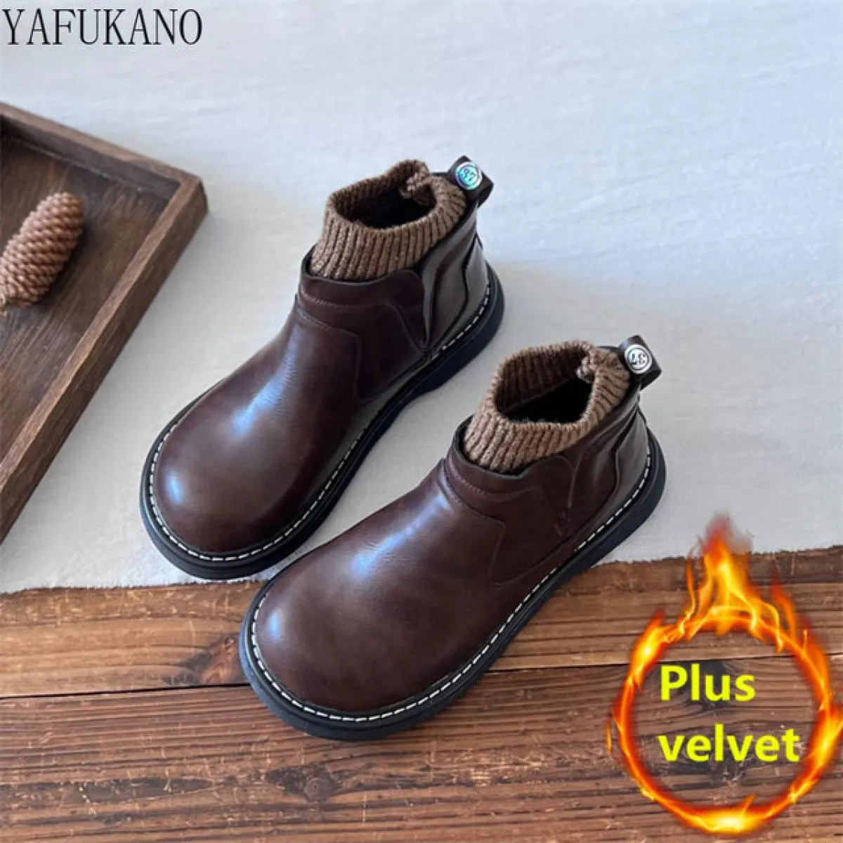 Wool Socks Short Retro British Style Leather Boots Casual Winter Boots with Warm Thick Sole