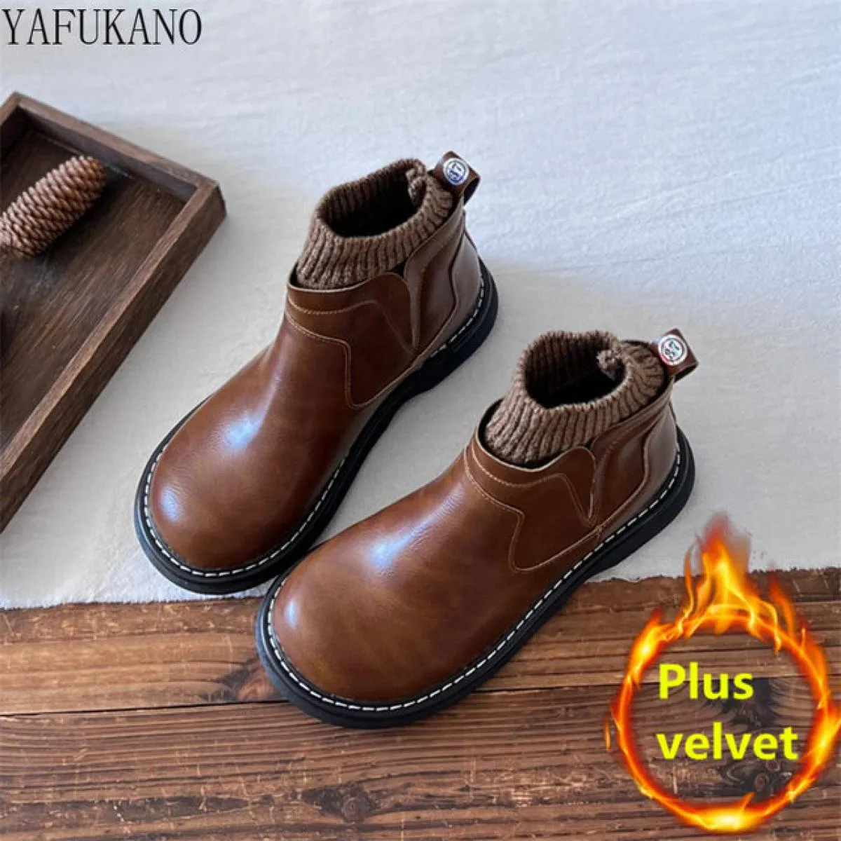 Wool Socks Short Retro British Style Leather Boots Casual Winter Boots with Warm Thick Sole